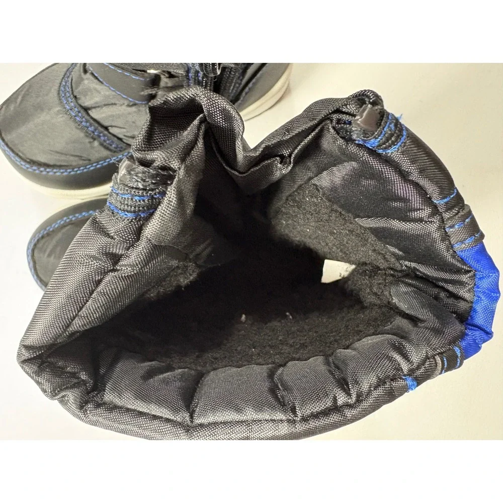 K KomForme Unisex Black Blue Winter Snow Boot Fleece Lined Zipper Size 5 Toddler